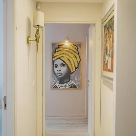 Jarase Nel Centro Di Apartamento Palermo